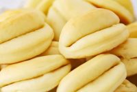 Buttery Soft Parker House Rolls