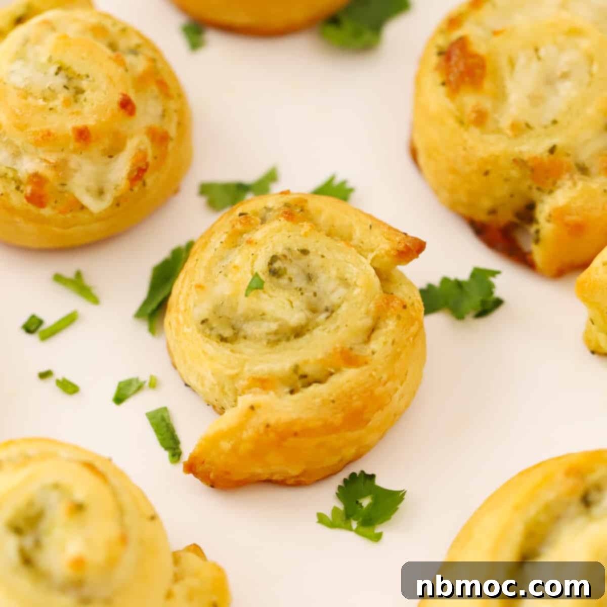 Savory Pesto Swirls 1 featured 20094