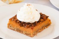 Pumpkin Crumble Bars