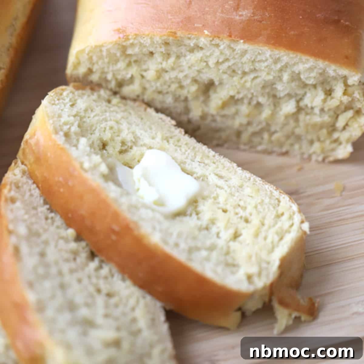 Artisan Einkorn White Bread 1 featured 2822