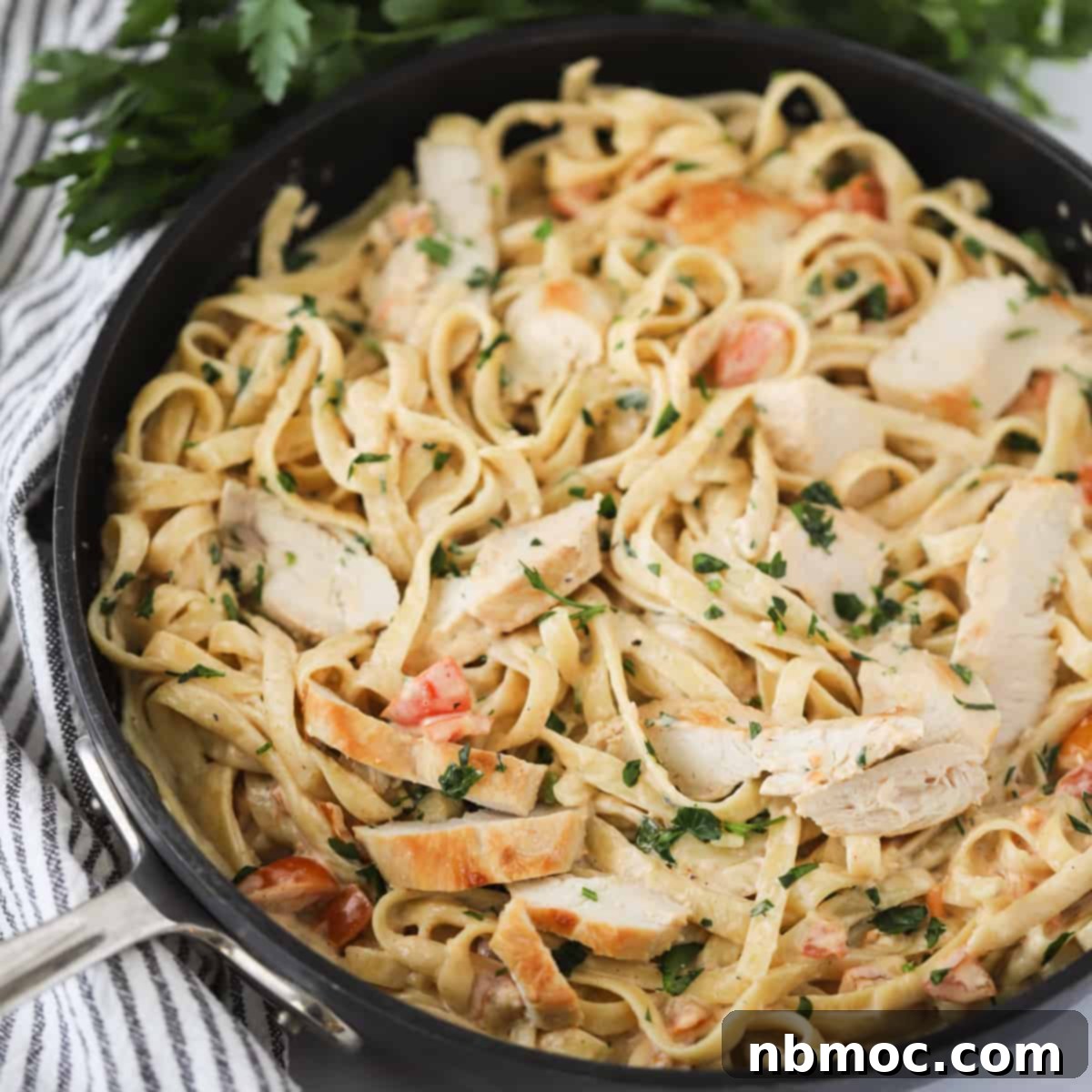Spicy Cajun Chicken Pasta 1 featured 44128