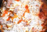 Cheesy Slow Cooker Tortellini Bake