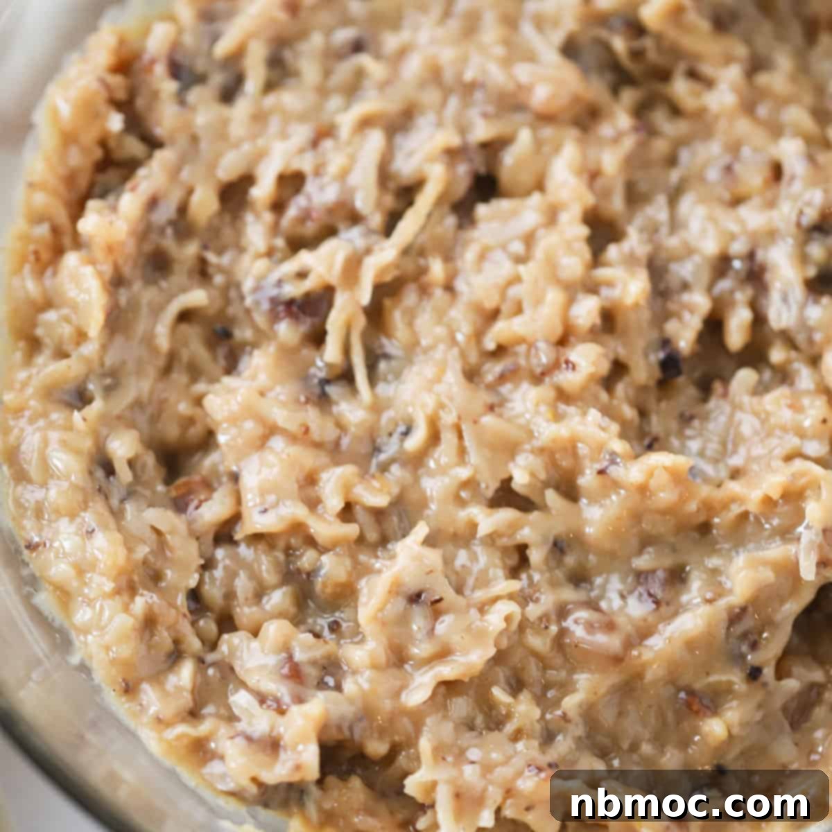 Rich Coconut Pecan Frosting 1 featured 59679