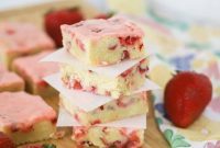 Strawberry Swirl Blondies