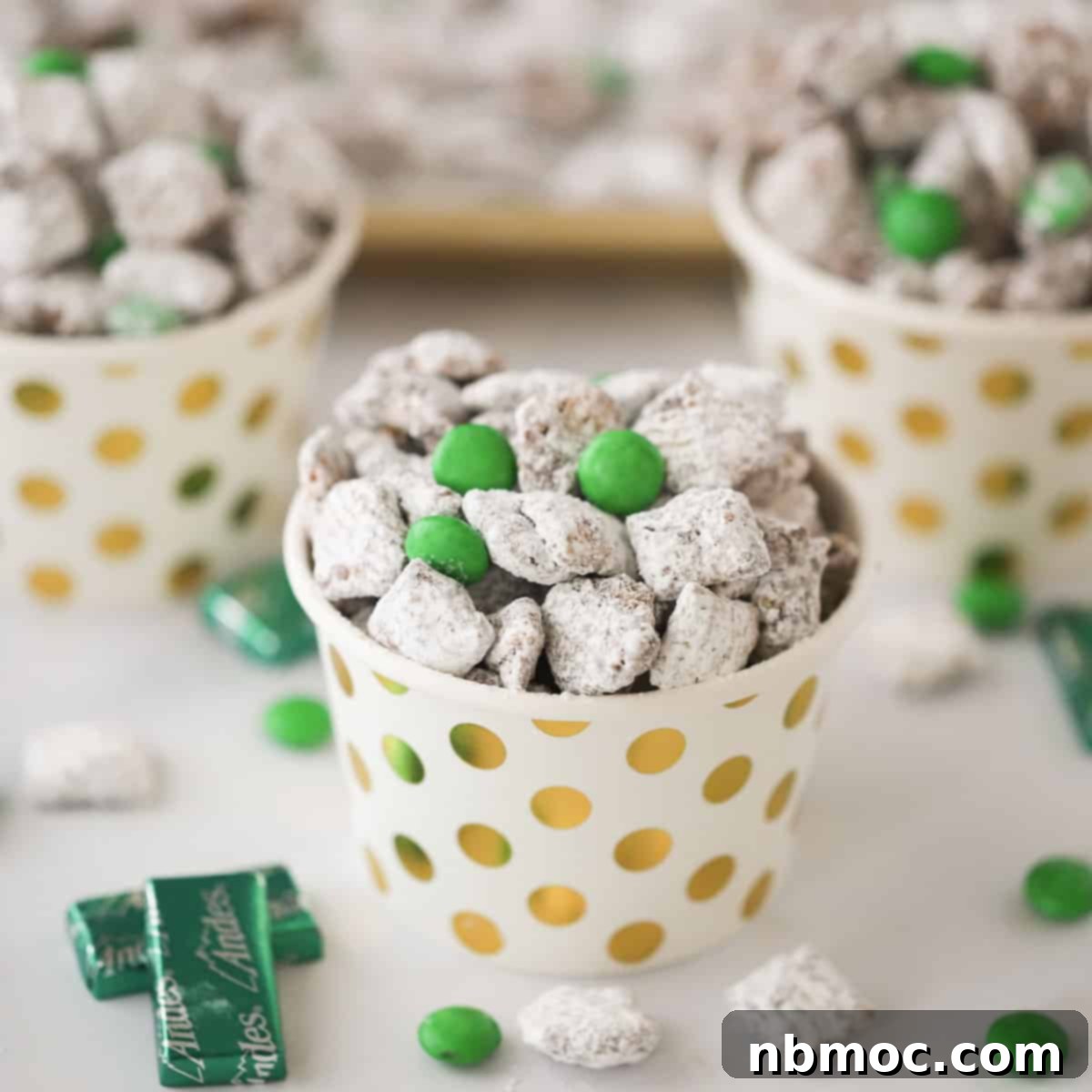 Crisp Mint Chocolate Snack Mix 1 featured 75318