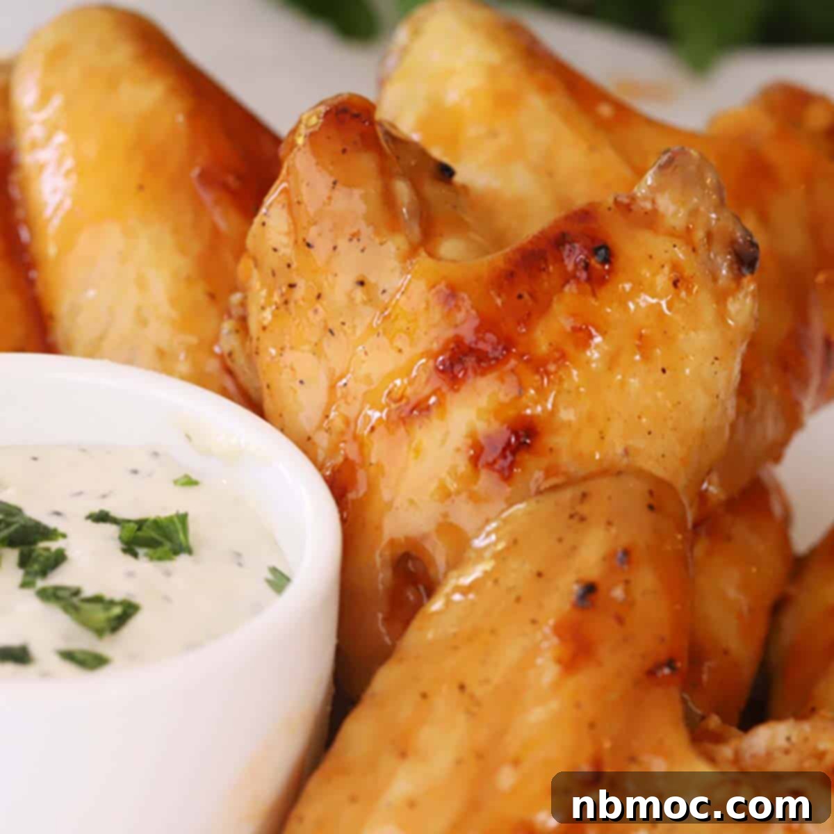 Simple Oven Buffalo Wings 1 featured 7793