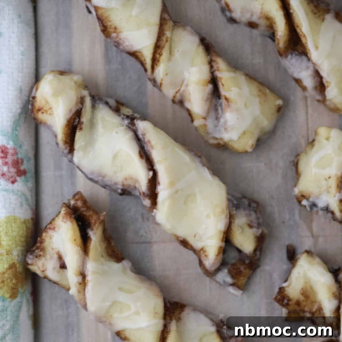 Decadent Cinnamon Twists 1 featured 87793