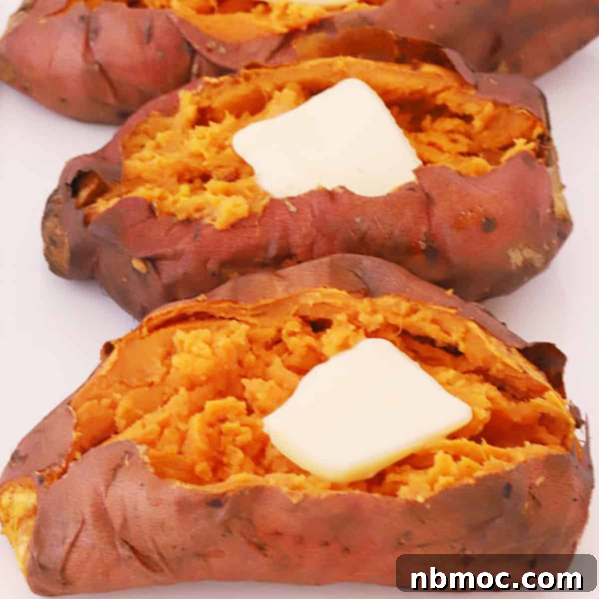 Golden Air Fryer Sweet Potatoes 1 featured 9193