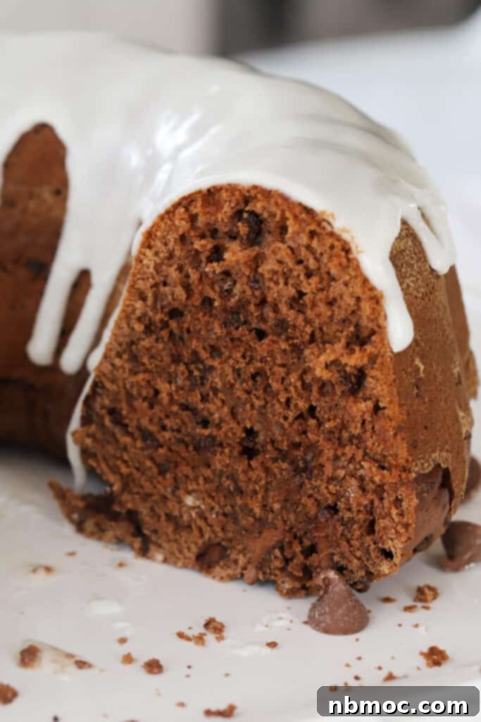 chocolate bundt cake with glaze for bundt cake recipe, bundt cake icing, icing a bundt cake, how to frost bundt cake. icing a bundt cake. bundt cake icing; glaze for chocolate bundt cake. chocolate glaze for bundt cake. 