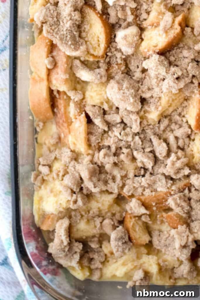 How to make french toast baked in oven with a streusel topping.