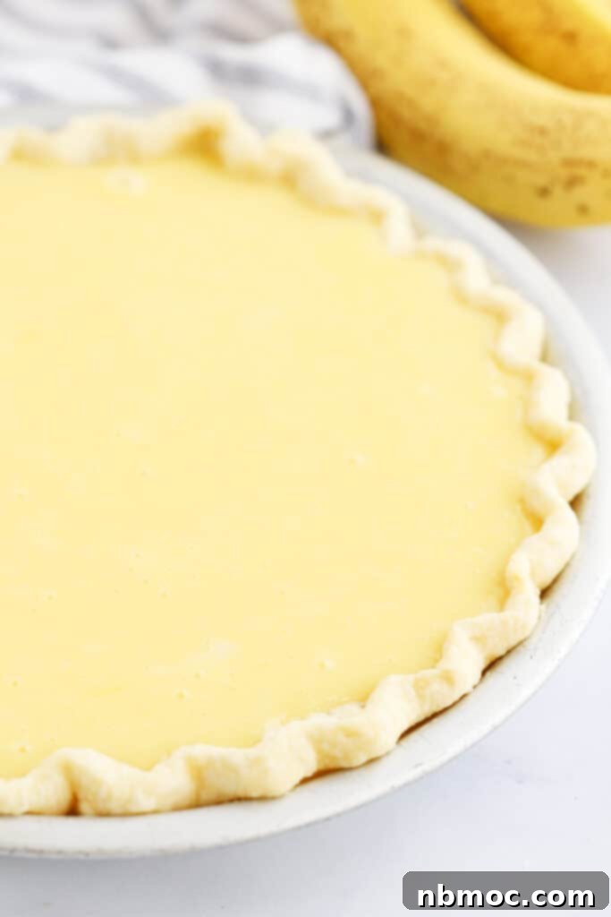 Old fashioned banana Cream Pie Recipe with a banana cream filling and flaky pie crust.