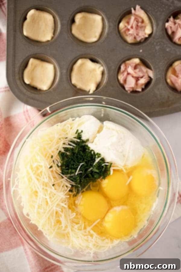 best ham and cheese mini quiche recipe, small quiche recipe, muffin tin quiche.