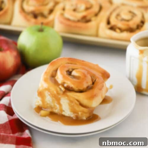 caramel apple cinnamon rolls, caramel apple sweet rolls recipe.