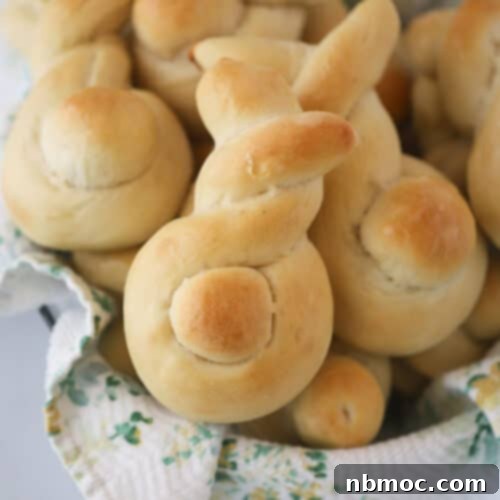 Fluffy Bunny Buns 6 How to make bunny butt rolls, easy Easter rolls for Easter dinner.