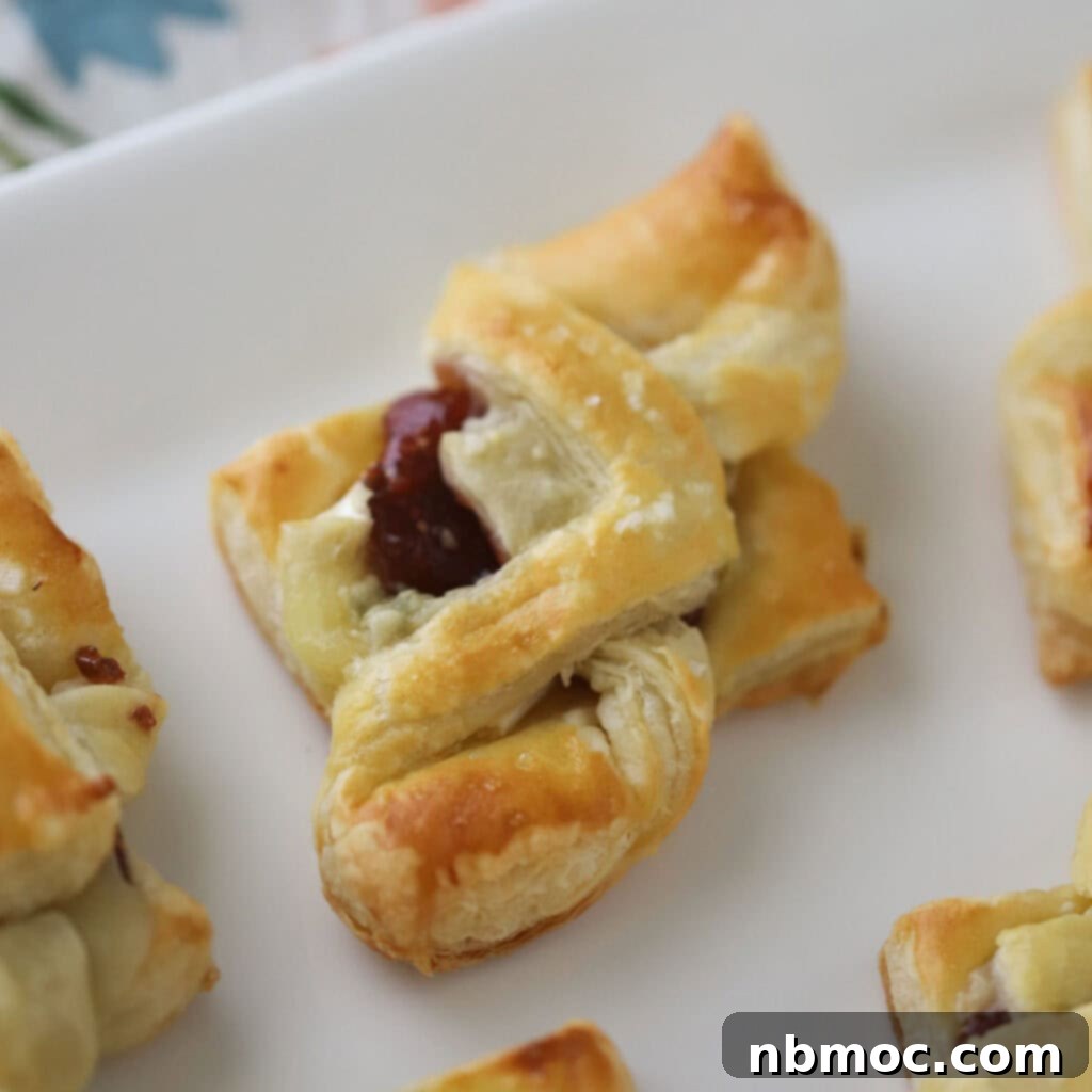 how to make brie and fig puff pastry bites holiday appetizer