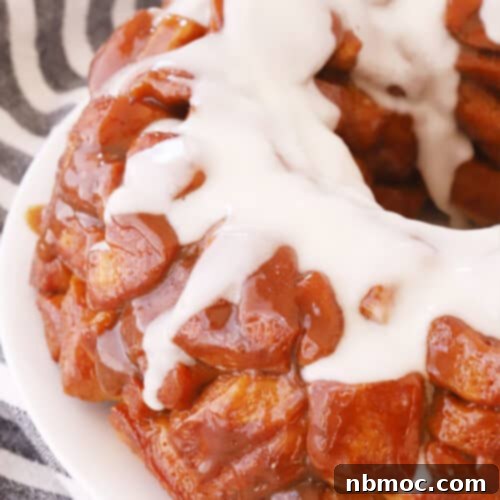 Gooey Cinnamon Pull-Apart Bread 6 best monkey bread with icing on top